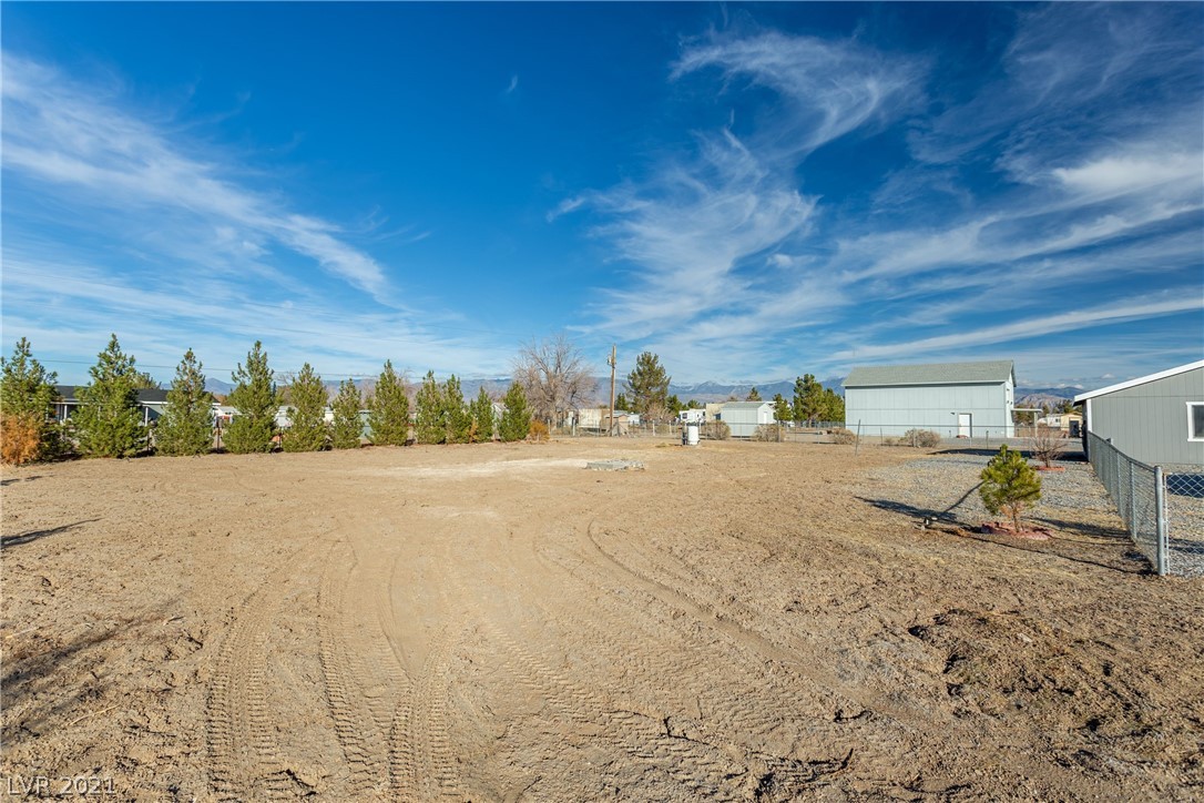 3260 Maple Road Pahrump, NV 89048 - Photo 23 of 28 Gallery Image 23