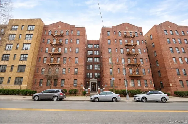 $339,000 | 144-16 35th Avenue, Unit 3 | Murray Hill - Flushing