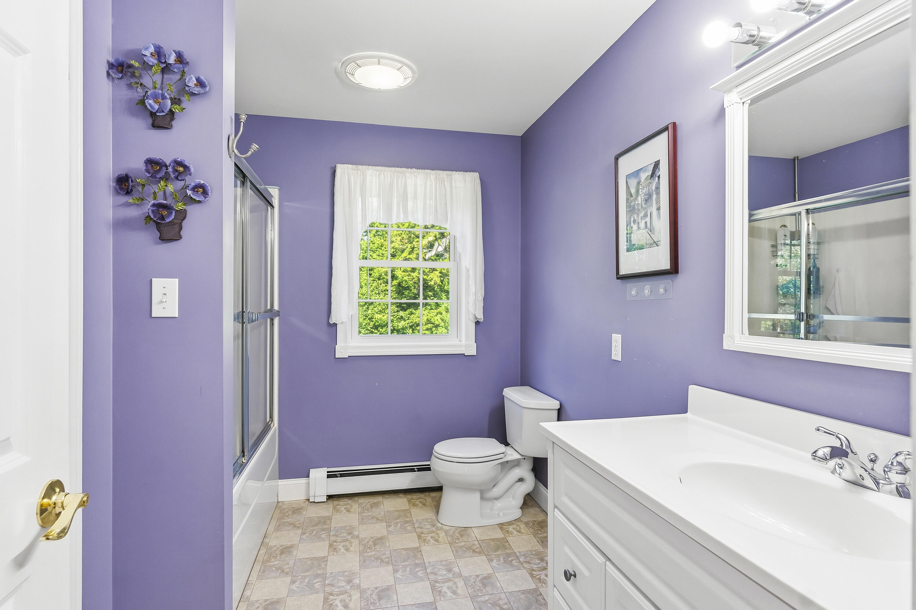 79 Beaver Pond Road Topsham, ME 04086 - Photo 31 of 74 Second Floor Bathroom