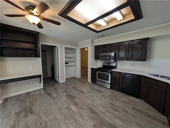 $2,250 | 4621 Constance Street, Corpus Christi, TX 78413