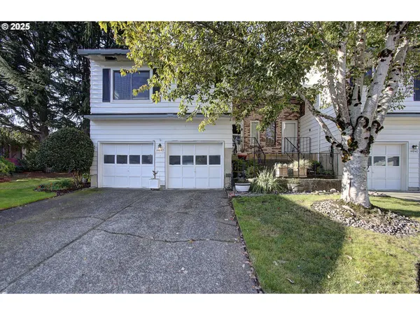 $269,900 | 14842 Northeast Rose Parkway, Portland, OR 97230