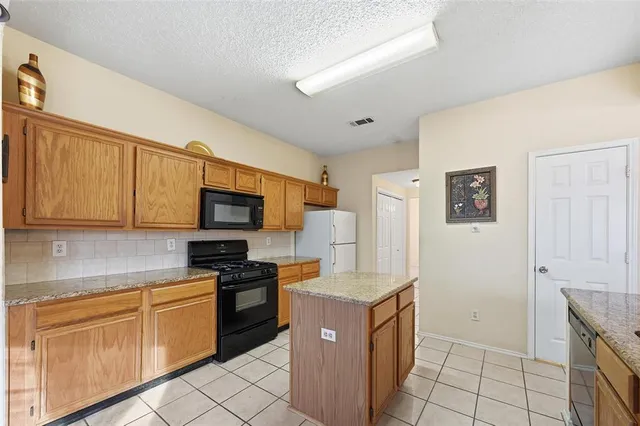 $280,000 | 2227 Stillwater Drive, Mesquite, TX 75181