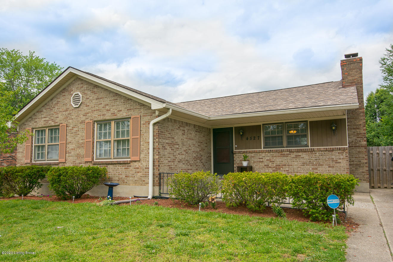 4527 Sandhill Road Louisville, KY 40219 - Photo 1 of 34 FRONT