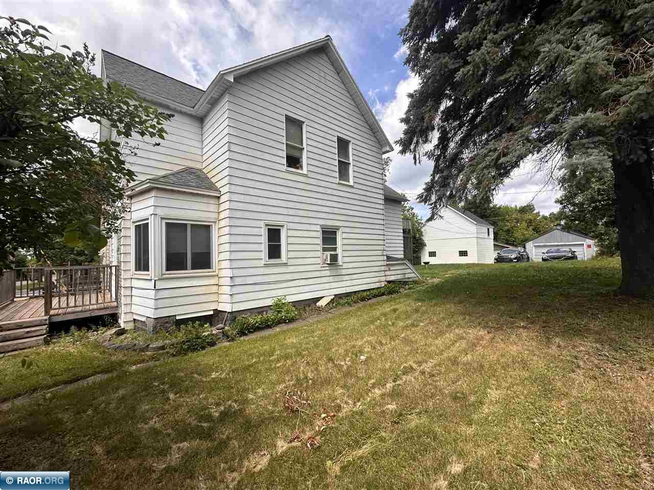 205 Fayal Road Eveleth, MN 55734 - Photo 3 of 15