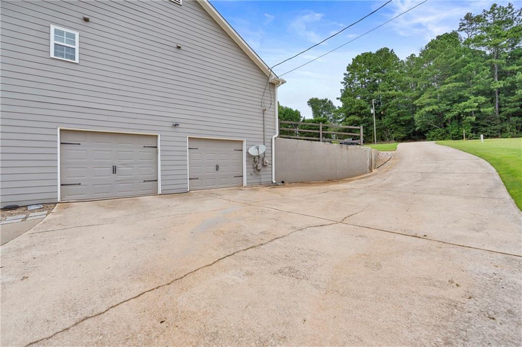 1214 Roxey Maxey Road Southwest Winder, GA 30680 - Photo 32 of 41