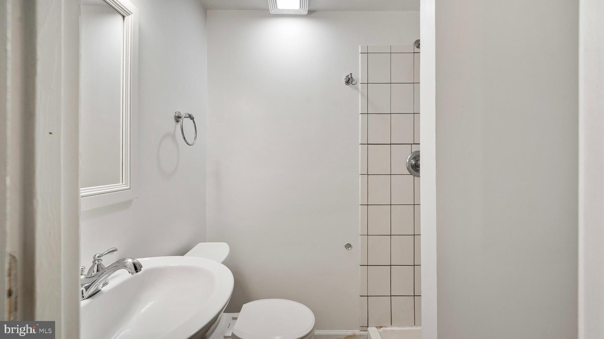 11 Powder View Court Nottingham, MD 21236 - Photo 20 of 25