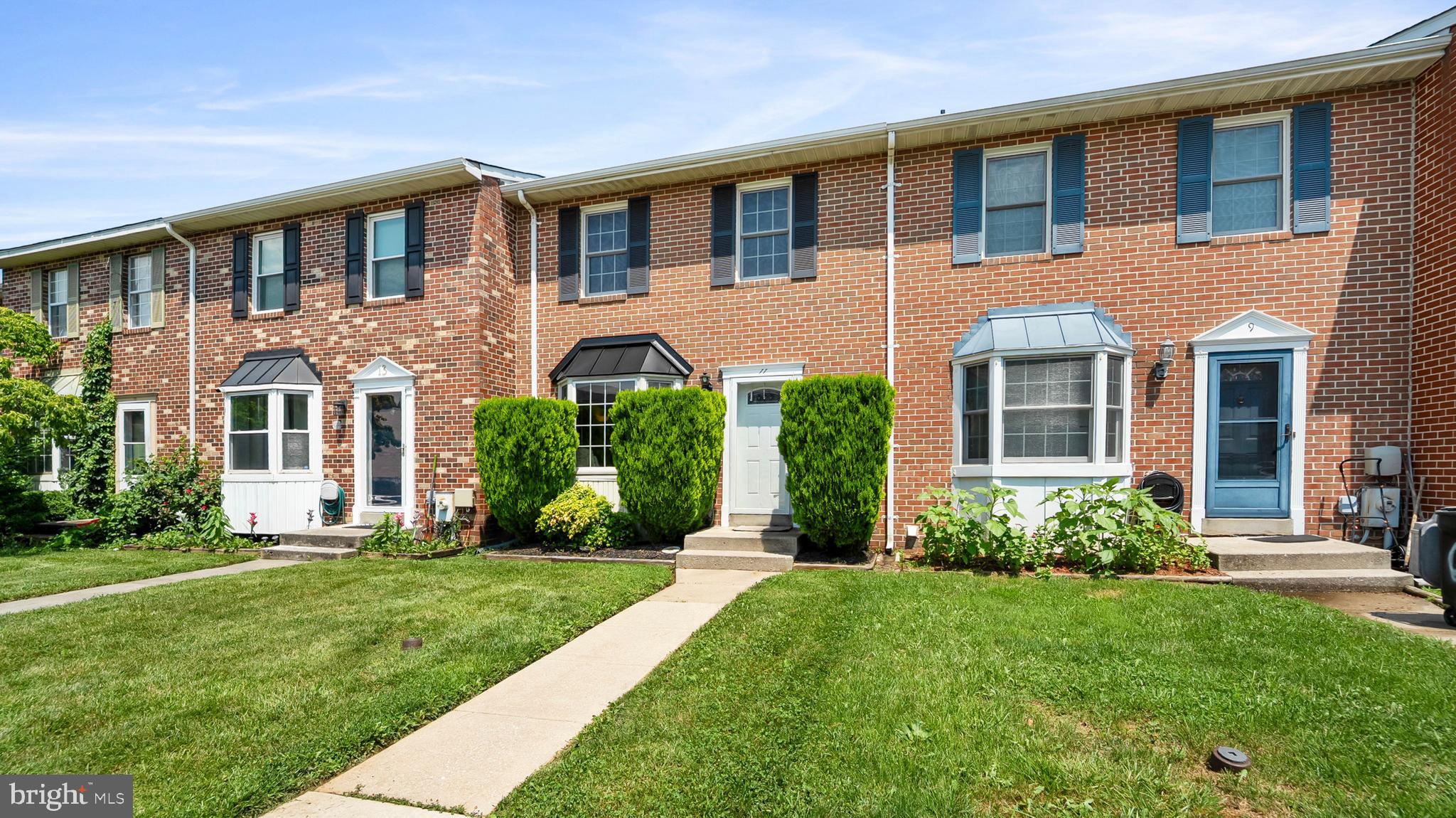 11 Powder View Court Nottingham, MD 21236 - Photo 3 of 25