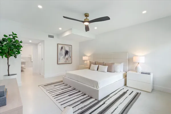$1,495,000 | 911 Mockingbird Lane, Plantation, FL 33324