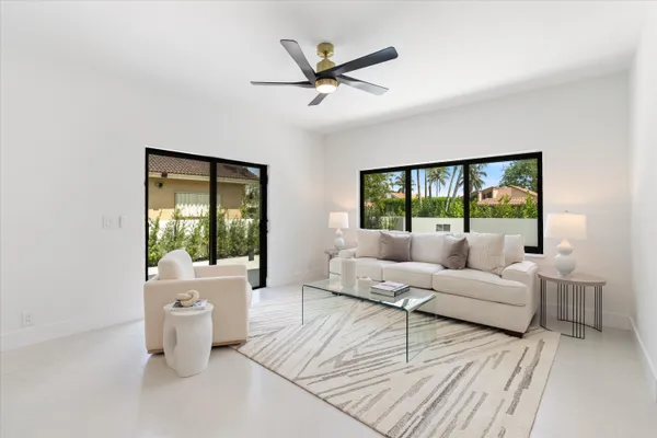 $1,495,000 | 911 Mockingbird Lane, Plantation, FL 33324