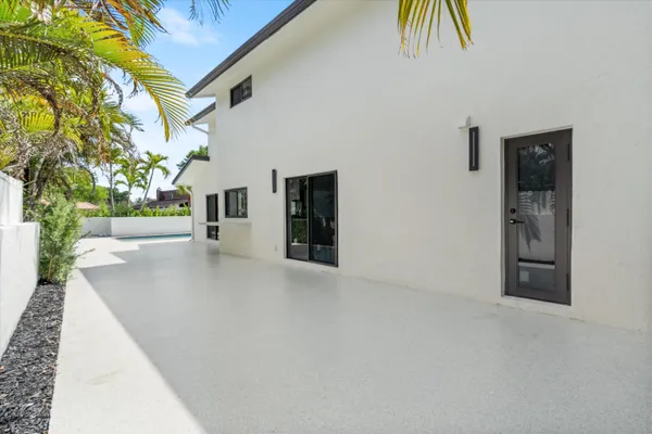 $1,495,000 | 911 Mockingbird Lane, Plantation, FL 33324