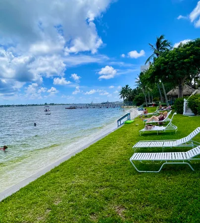 $2,475 | 5600 North Flagler Drive, Unit 604, West Palm Beach, FL 33407