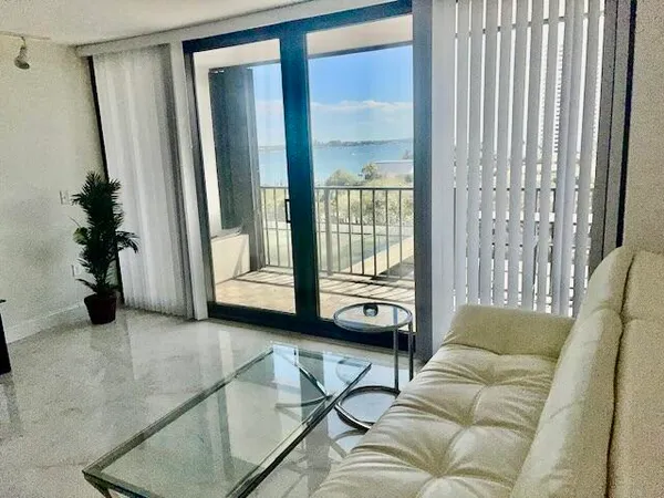 $2,475 | 5600 North Flagler Drive, Unit 604, West Palm Beach, FL 33407