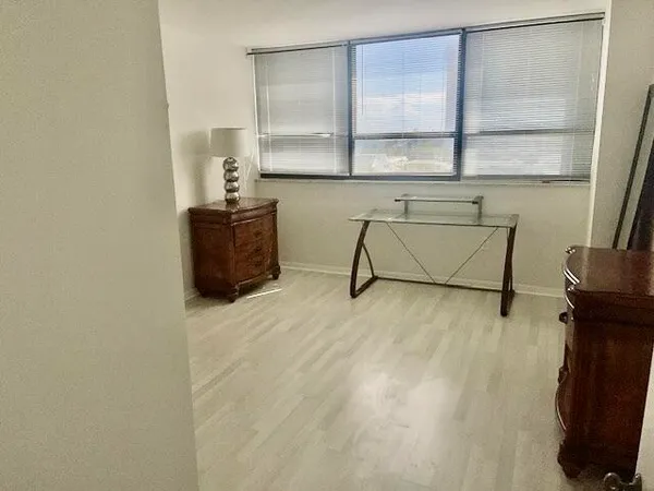 $2,475 | 5600 North Flagler Drive, Unit 604, West Palm Beach, FL 33407