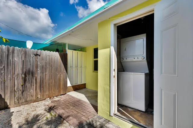 $3,000 | 4903 49th Street, Marathon, FL 33050