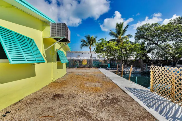 $3,000 | 4903 49th Street, Marathon, FL 33050