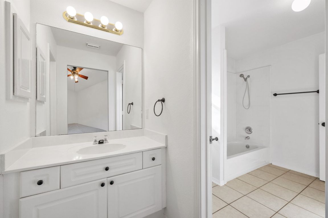 3417 Grimes Ranch Road Austin, TX 78732 - Photo 28 of 40