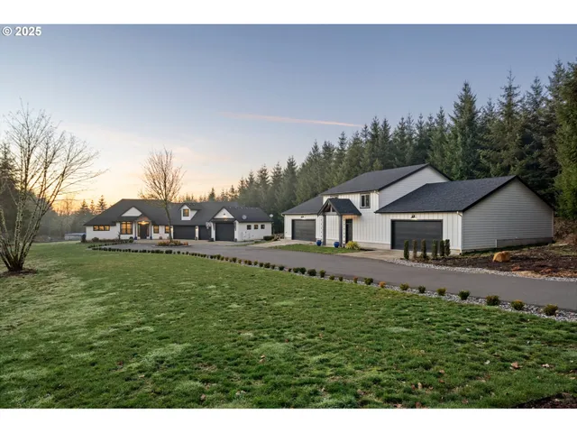 a view of a house with a big yard