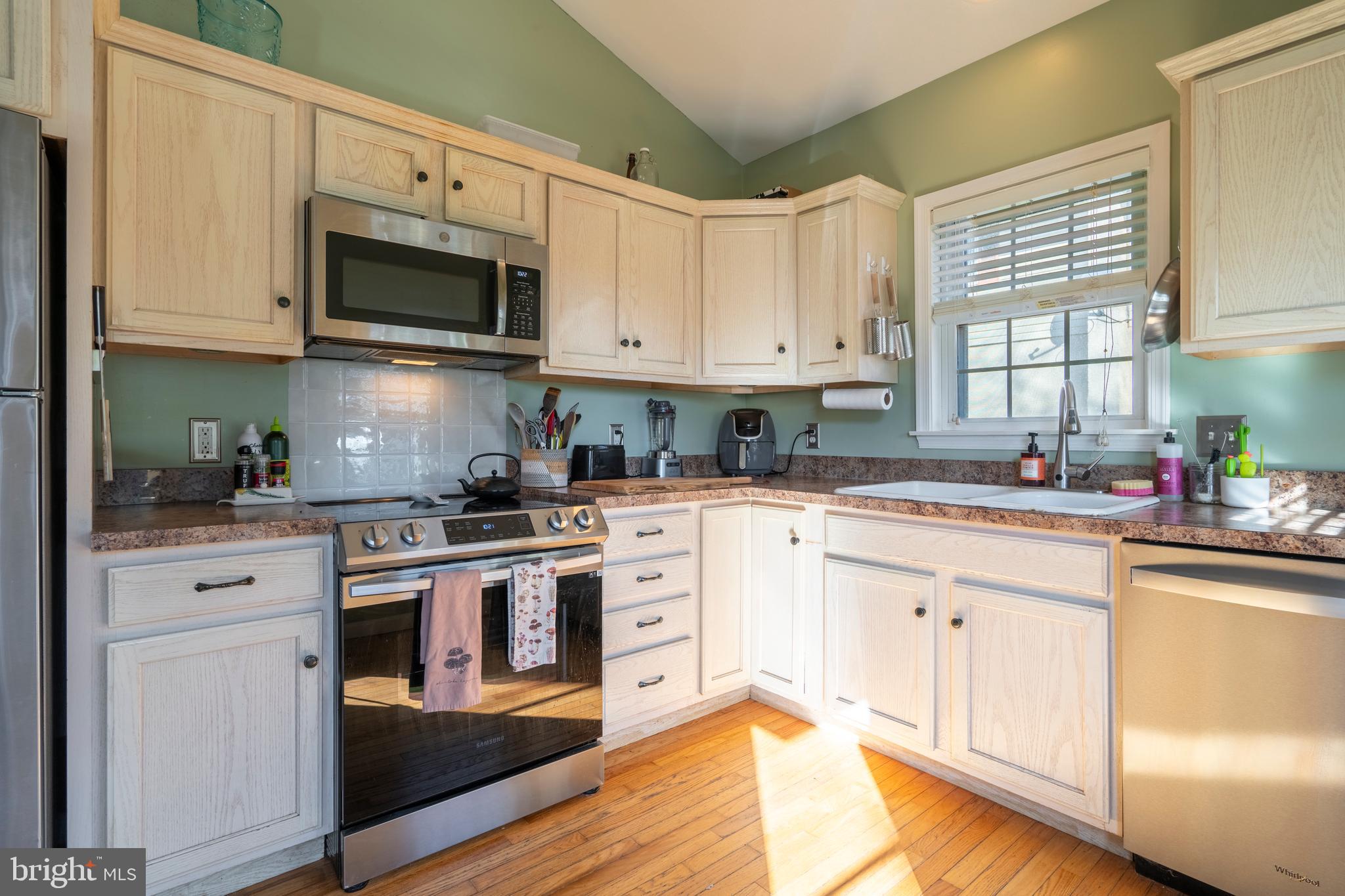 1205 Township Line Road Phoenixville, PA 19460 - Photo 6 of 40 Gallery Image 6