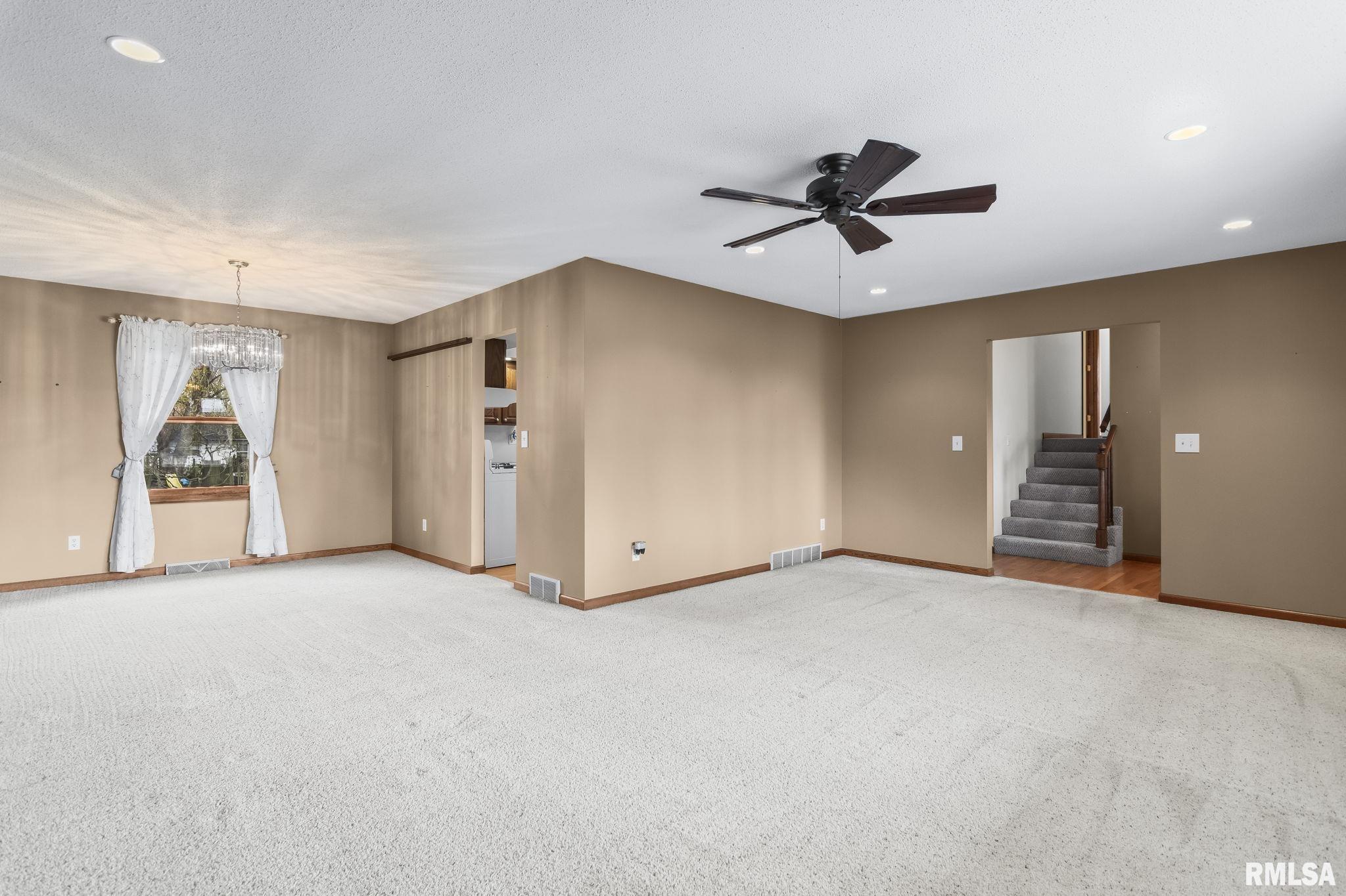 66 Ramblewood Road Chatham, IL 62629 - Photo 10 of 43 Gallery Image 10