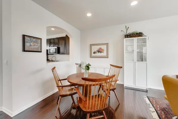 $649,000 | 3275 Coral Lane, Glenview, IL 60026