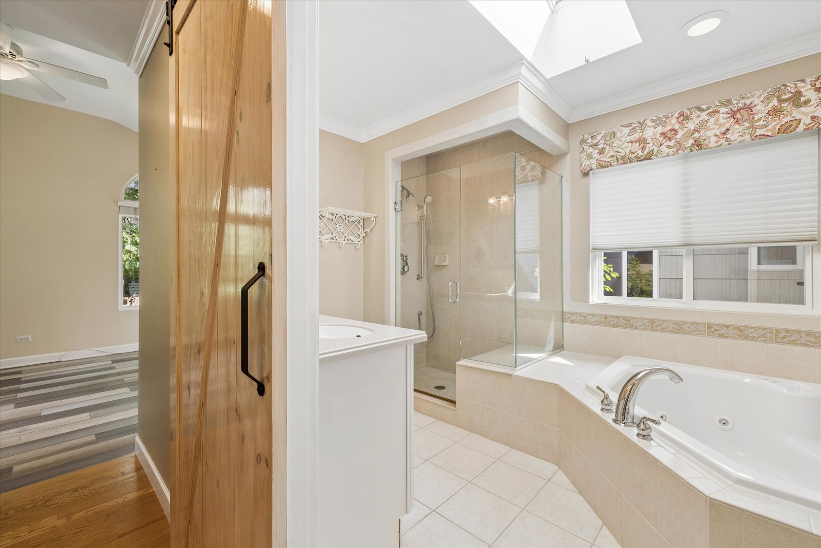 309 Forest Knoll Road Lake Bluff, IL 60044 - Photo 13 of 25 Gallery Image 13