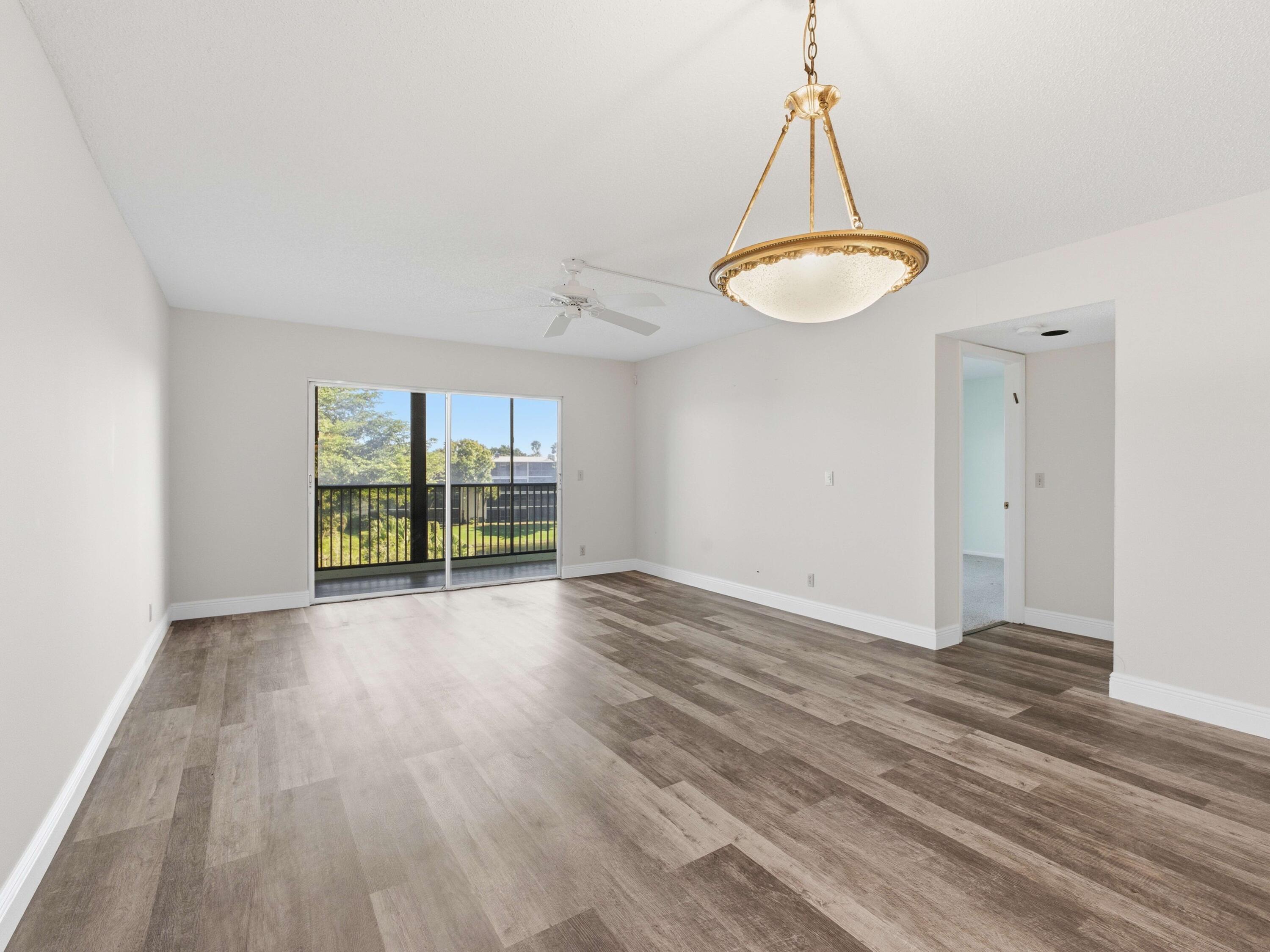 14310 Strathmore Lane, Unit 402 Delray Beach, FL 33446 - Photo 14 of 54 Dining to Living