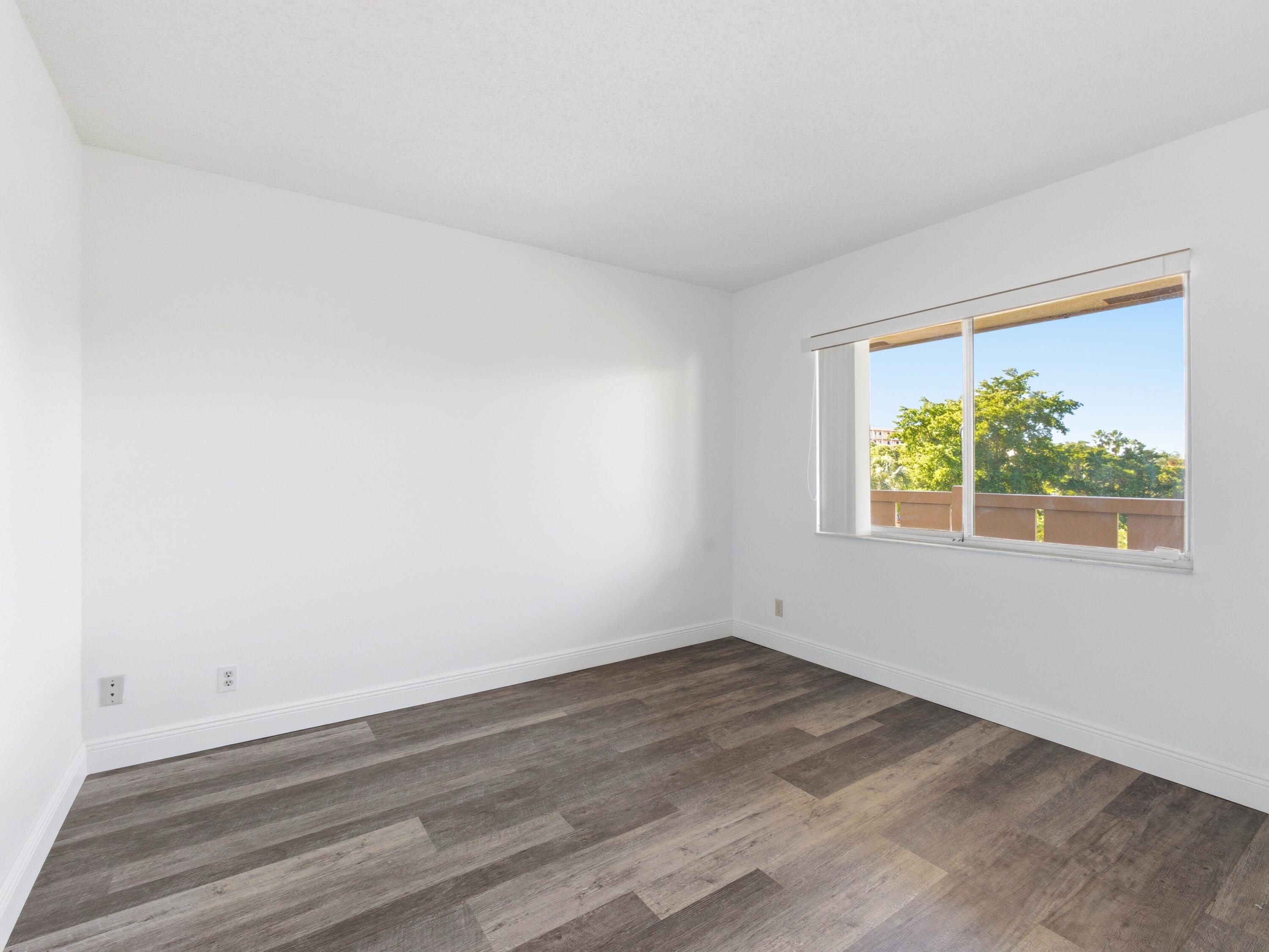 14310 Strathmore Lane, Unit 402 Delray Beach, FL 33446 - Photo 29 of 54 Guest Bedroom