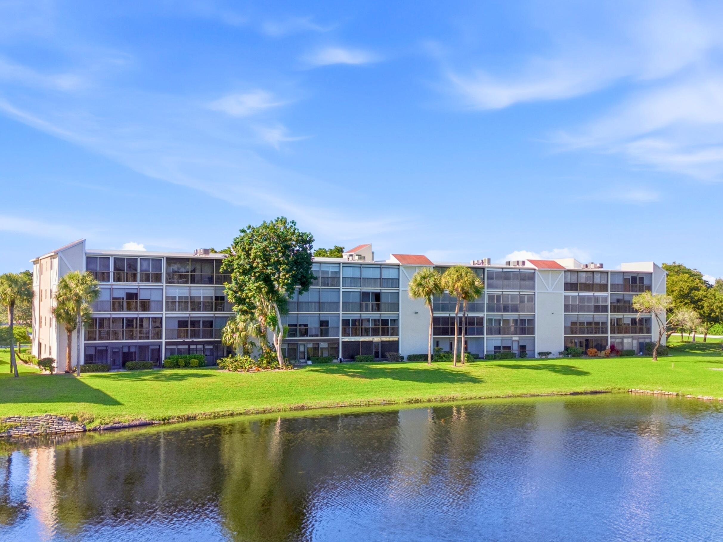 14310 Strathmore Lane, Unit 402 Delray Beach, FL 33446 - Photo 32 of 54 Building Rear
