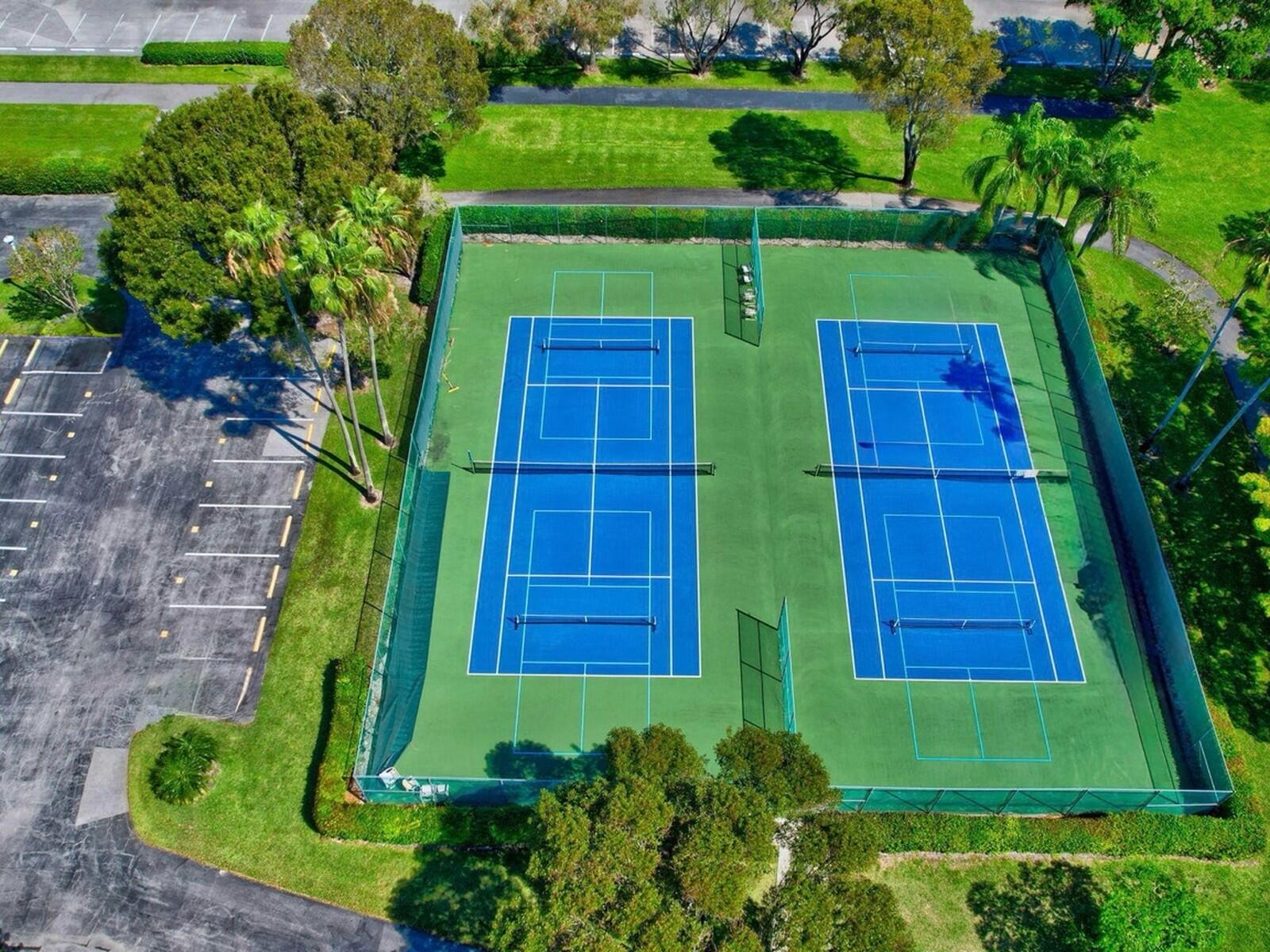 14310 Strathmore Lane, Unit 402 Delray Beach, FL 33446 - Photo 47 of 54 Active Pickleball Courts