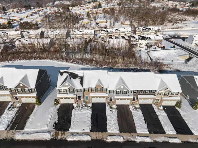 $389,900 | 238 Frances Lane, McDonald, PA 15057