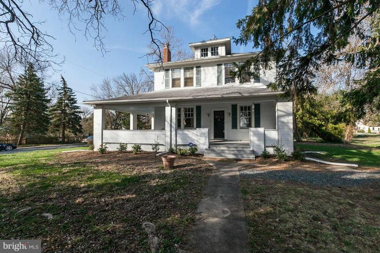 6200 Pimlico Road Baltimore, MD 21209 - Photo 1 of 26 Exterior (Front)