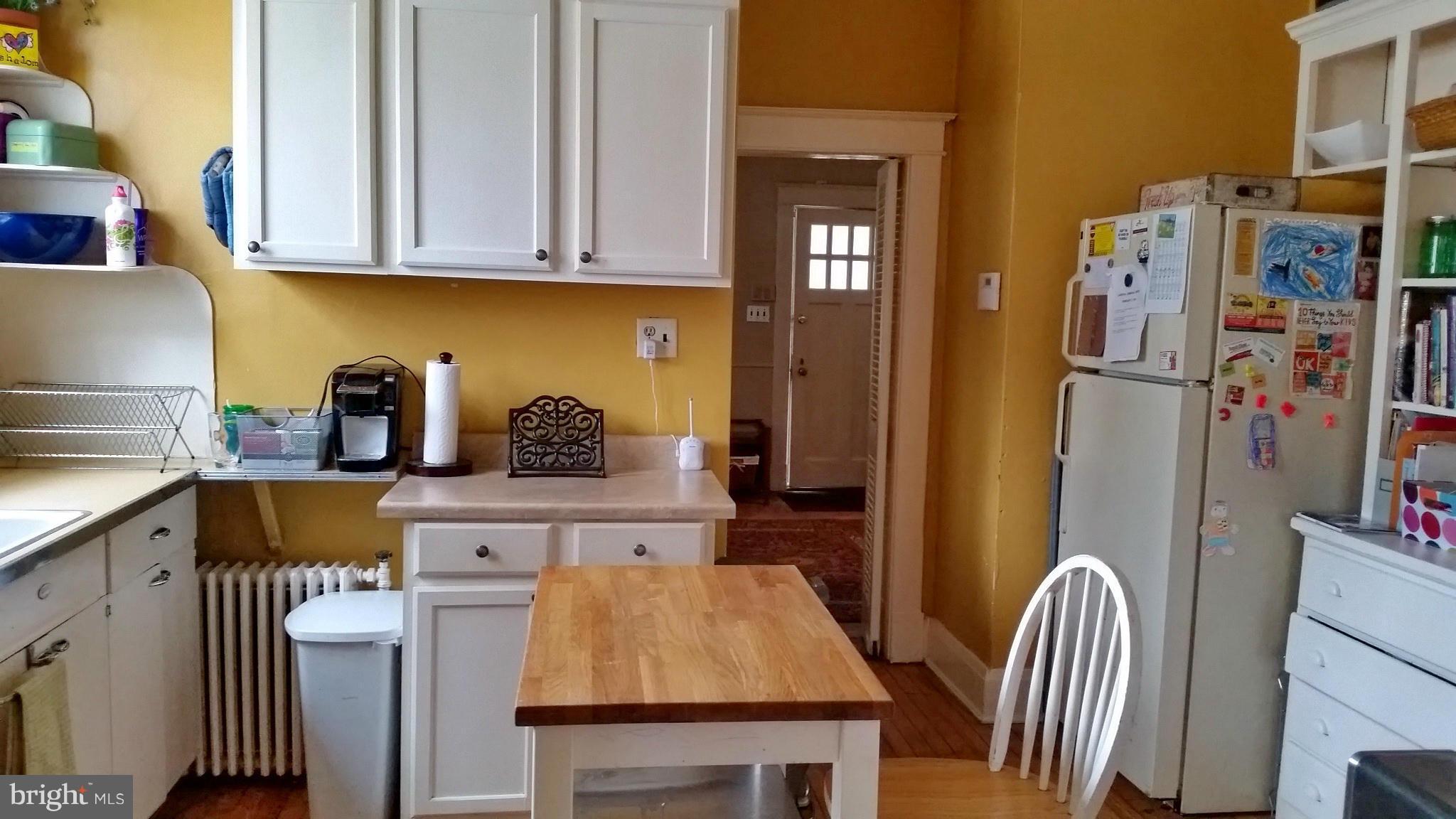 6200 Pimlico Road Baltimore, MD 21209 - Photo 11 of 26 Kitchen