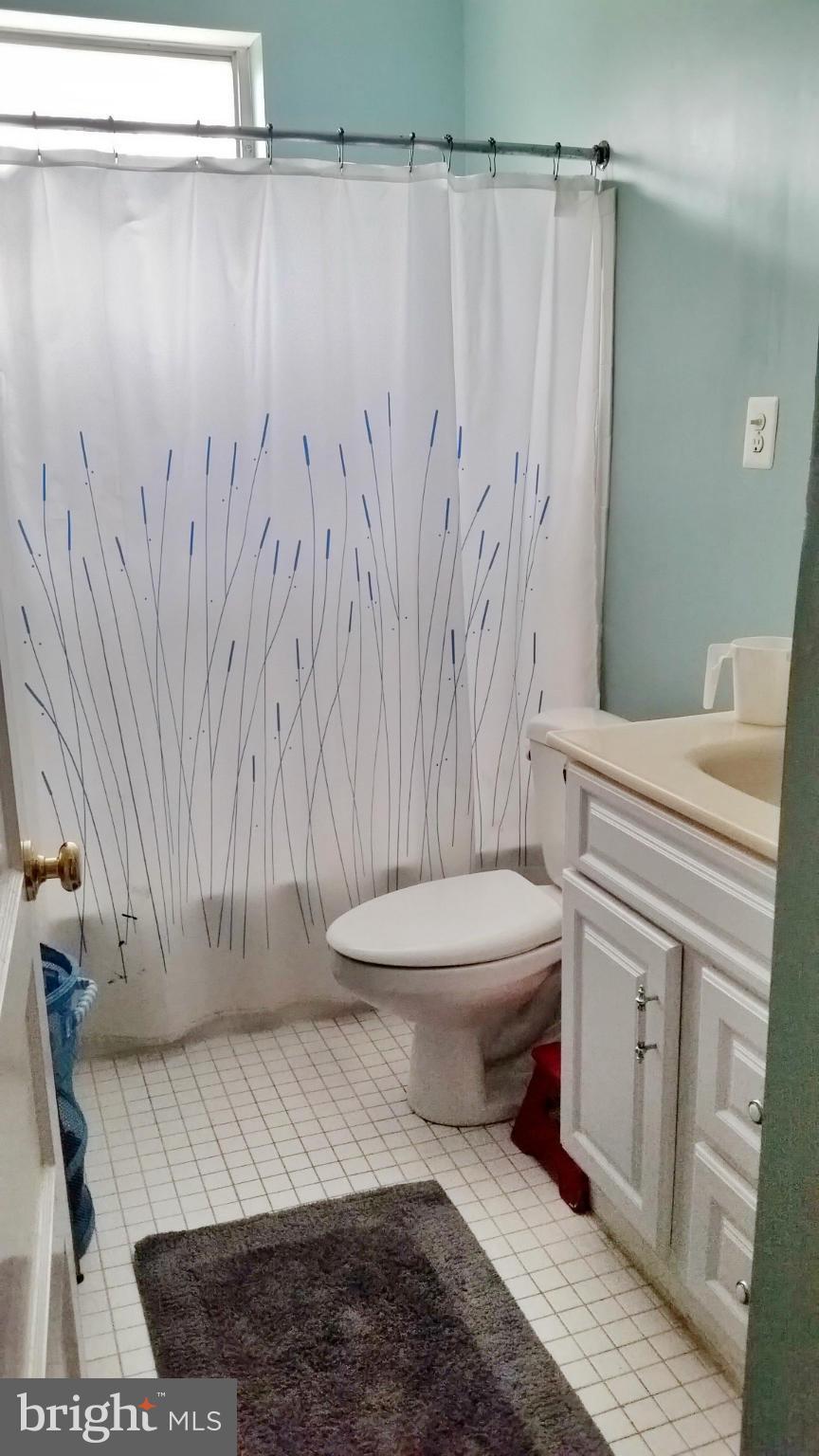 6200 Pimlico Road Baltimore, MD 21209 - Photo 17 of 26 Bath