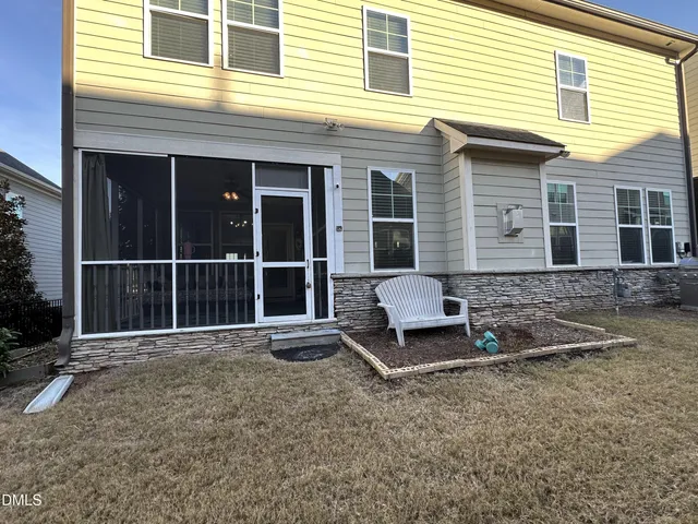 $2,795 | 221 Hensley Oak Way, Holly Springs, NC 27540