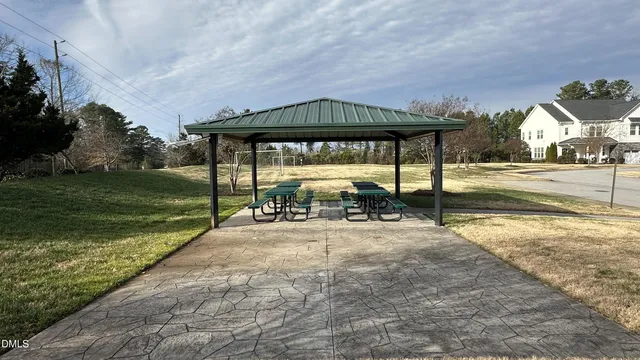 $2,795 | 221 Hensley Oak Way, Holly Springs, NC 27540