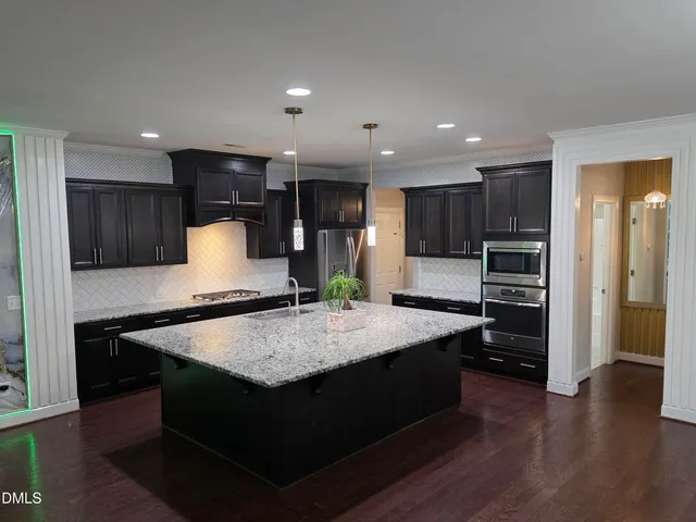 $2,995 | 221 Hensley Oak Way, Holly Springs, NC 27540