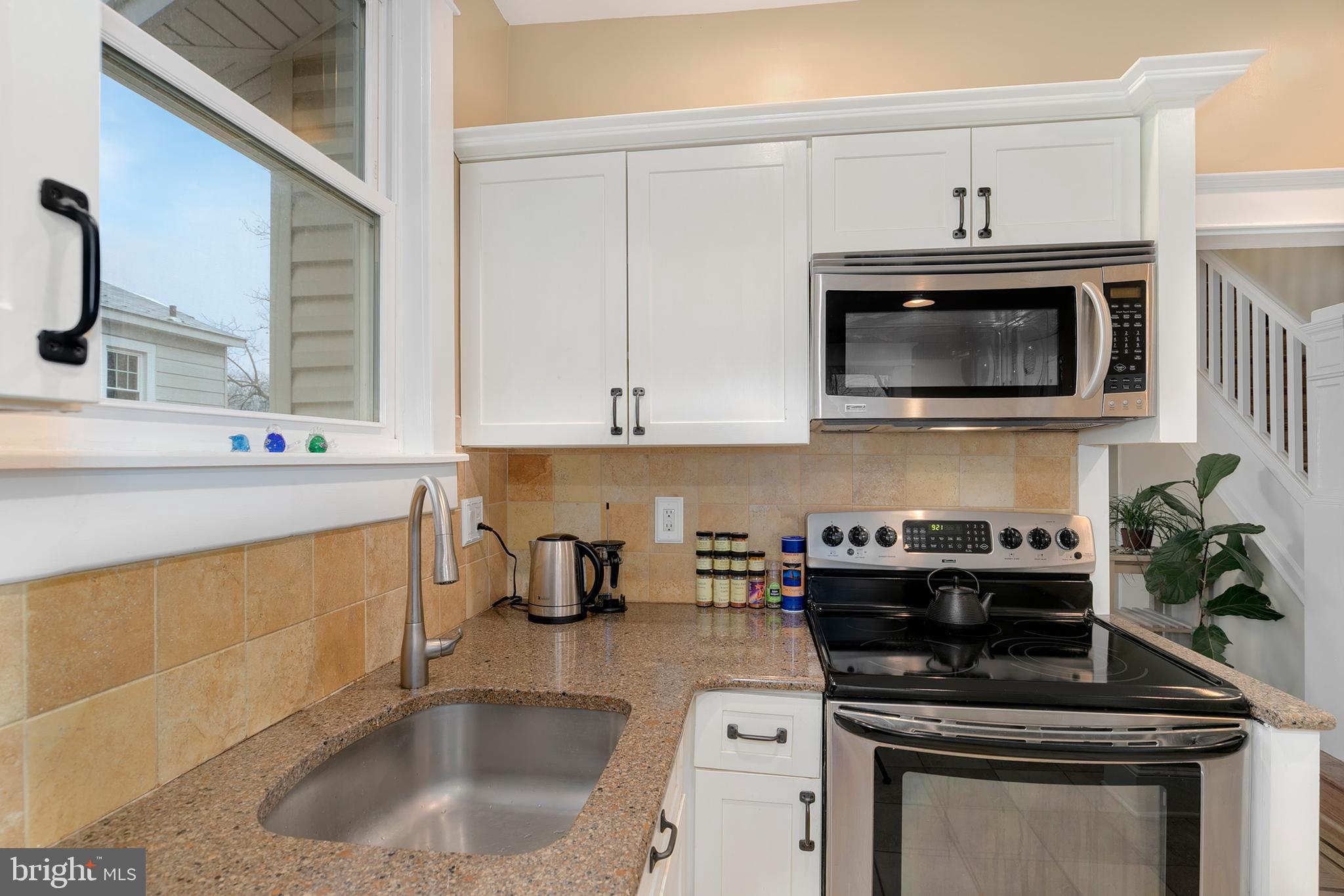29 Edmondson Ridge Road Baltimore, MD 21228 - Photo 13 of 38