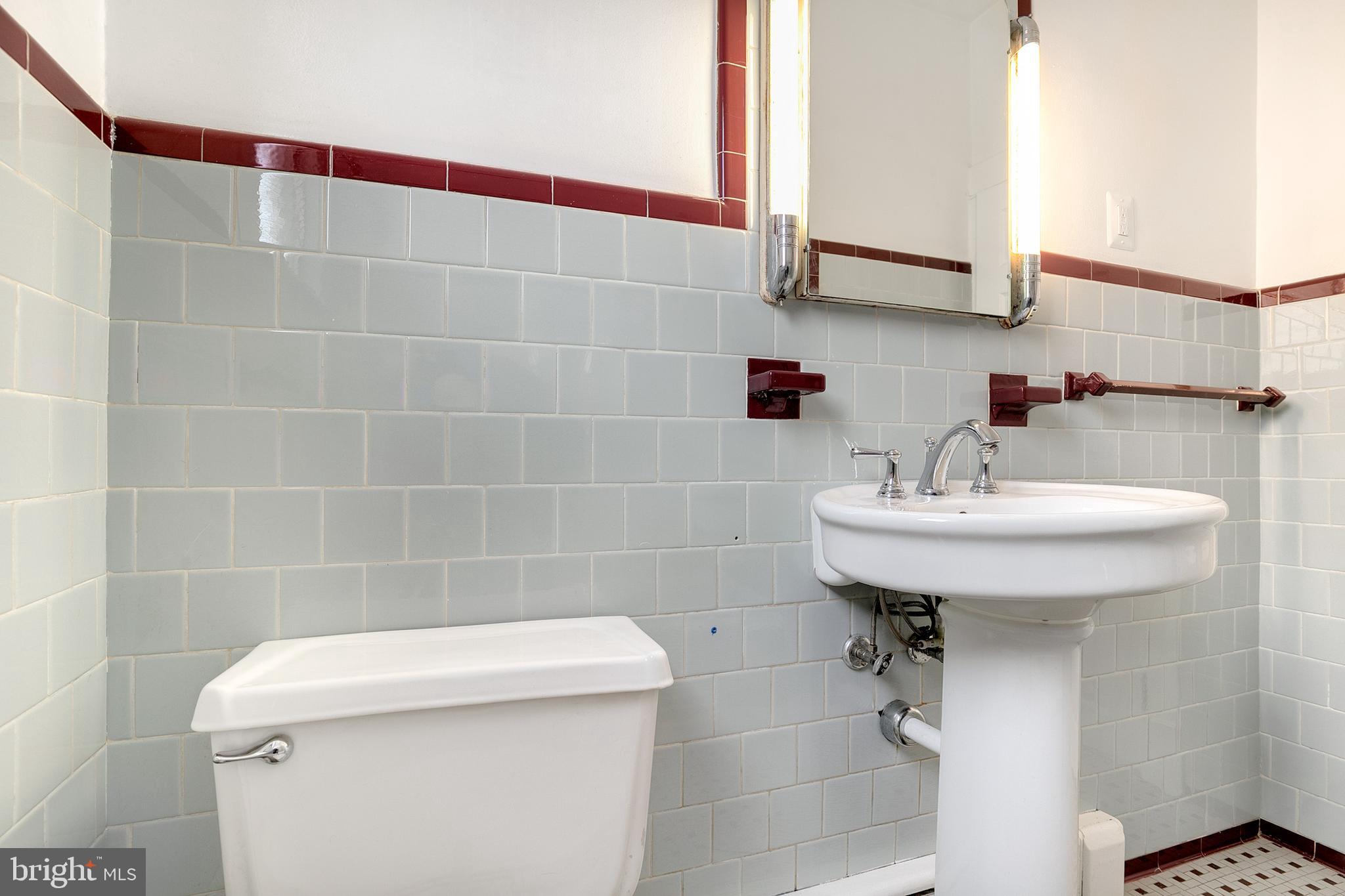 29 Edmondson Ridge Road Baltimore, MD 21228 - Photo 23 of 38