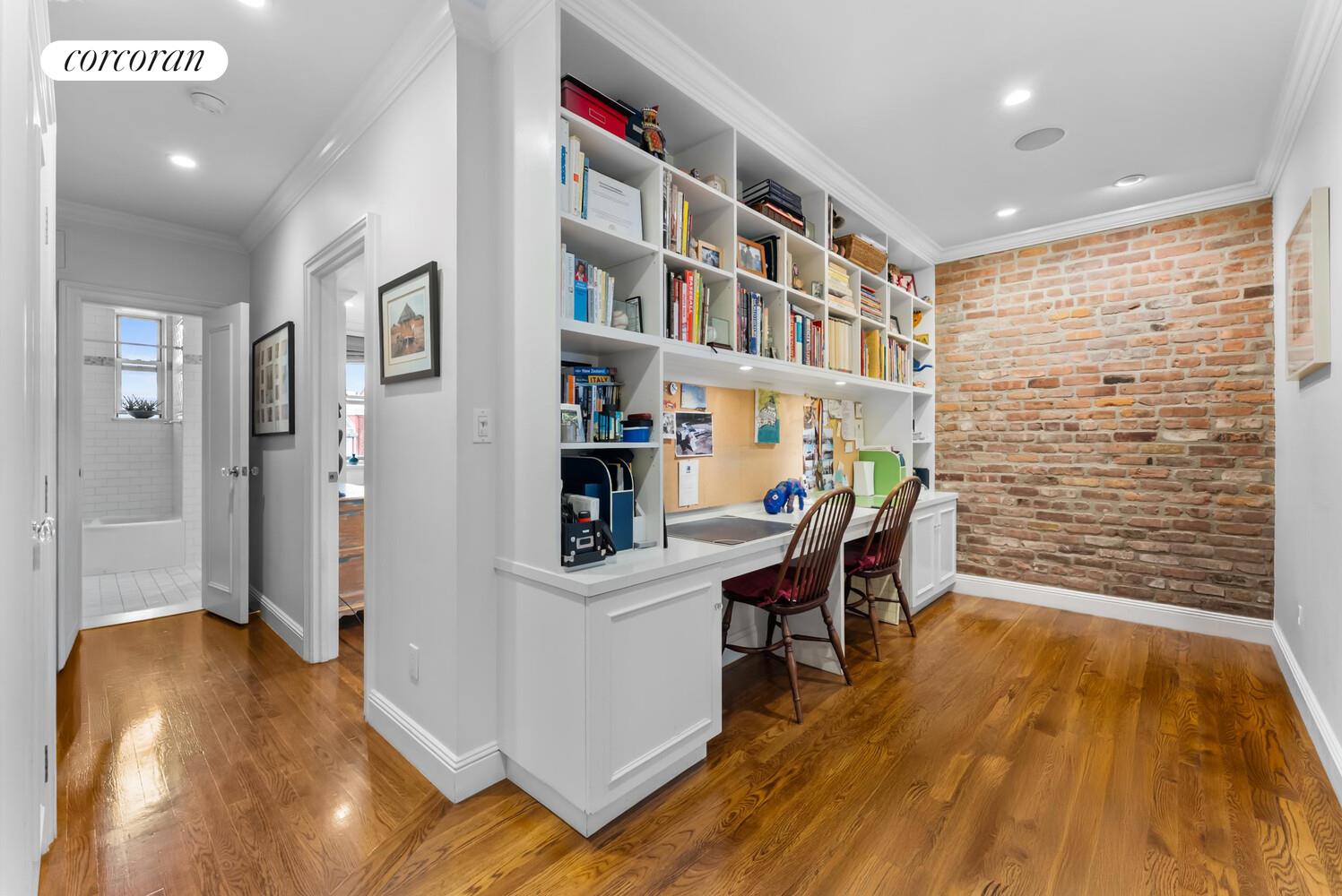 519 East 86th Street, Unit 6D Manhattan, NY 10028 - Photo 12 of 19 a workspace with furniture