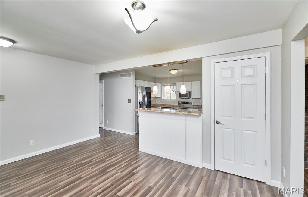 17 Ridgemoor Drive Fenton, MO 63026 - Photo 9 of 28