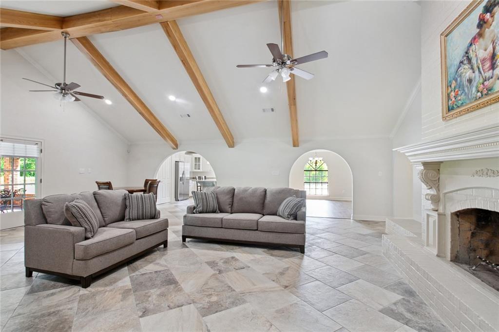 202 Somerset Road Laplace, LA 70068 - Photo 5 of 24 Gallery Image 5