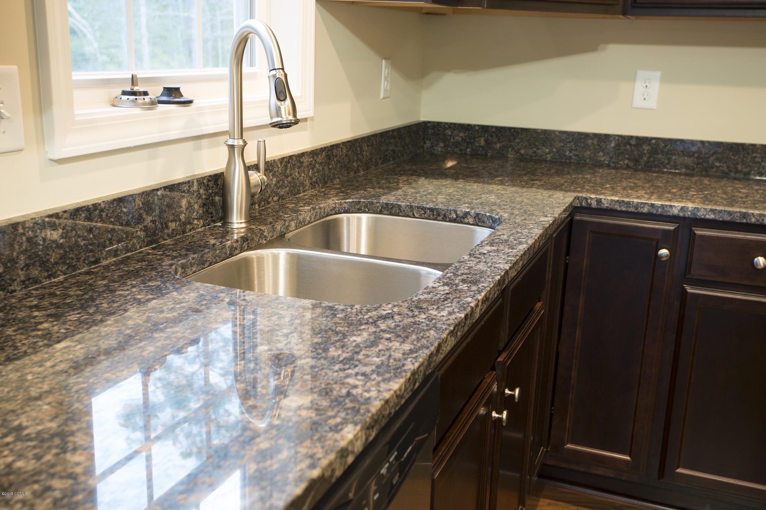 214 Brook Crossing Road, Unit 37 Swansboro, NC 28584 - Photo 21 of 41 214 Brook Crossing-38.jpg
