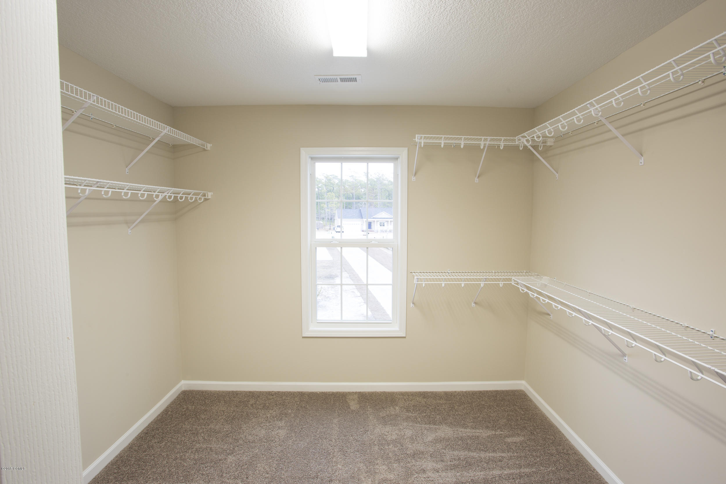 214 Brook Crossing Road, Unit 37 Swansboro, NC 28584 - Photo 29 of 41 214 Brook Crossing-28.jpg
