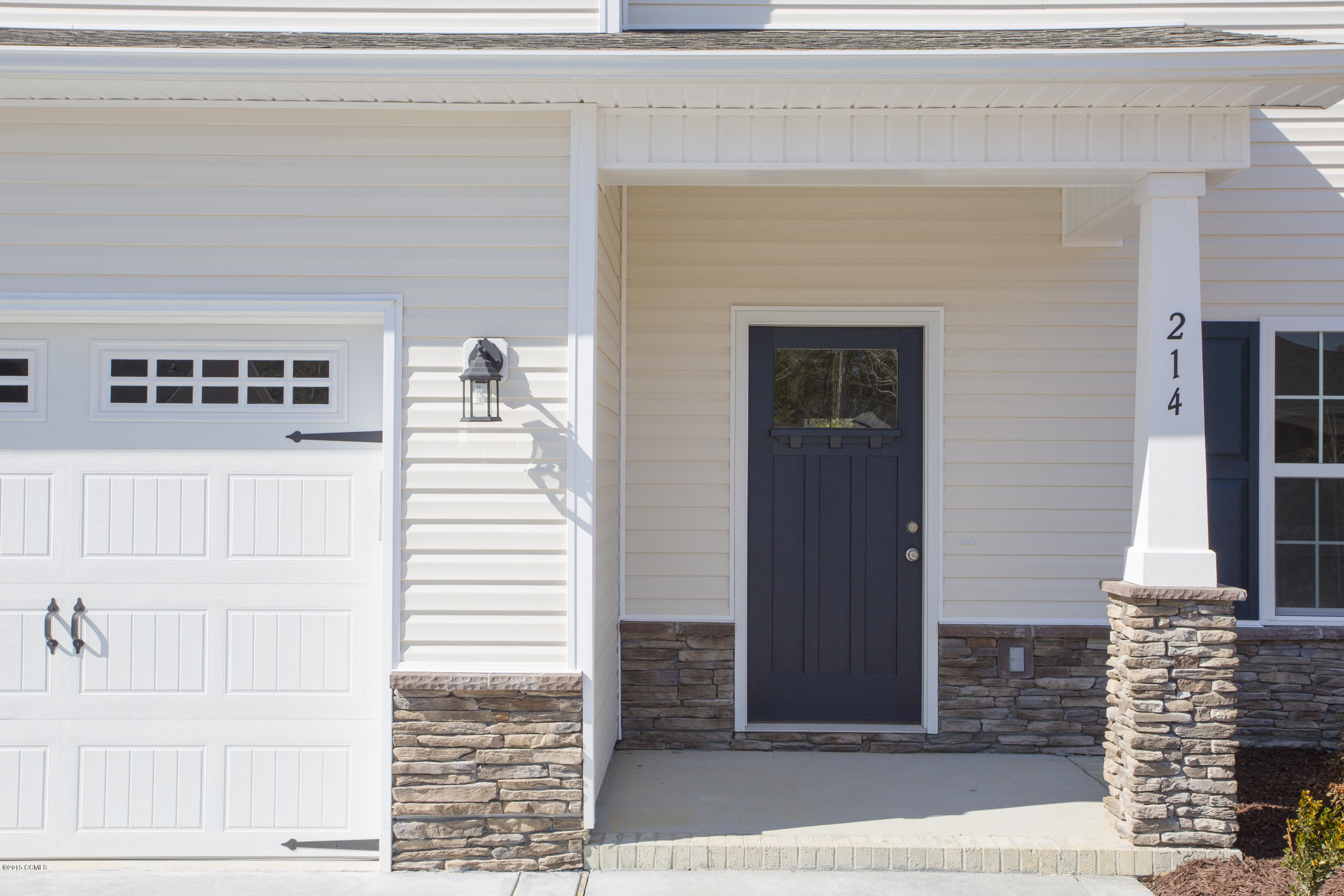 214 Brook Crossing Road, Unit 37 Swansboro, NC 28584 - Photo 4 of 41 214 Brook Crossing-5.jpg