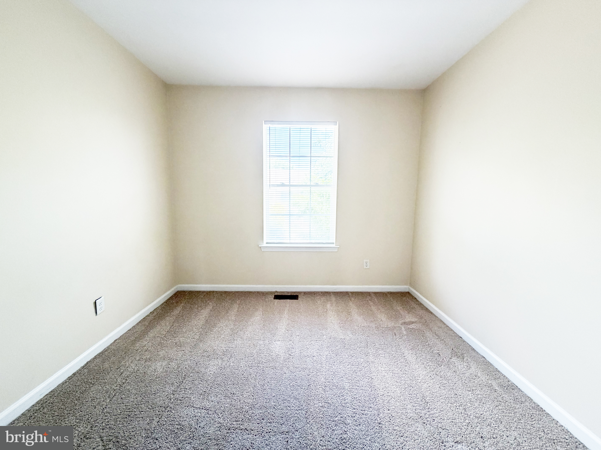 39 Chartwell Court Perryville, MD 21903 - Photo 23 of 37 2nd Bedroom