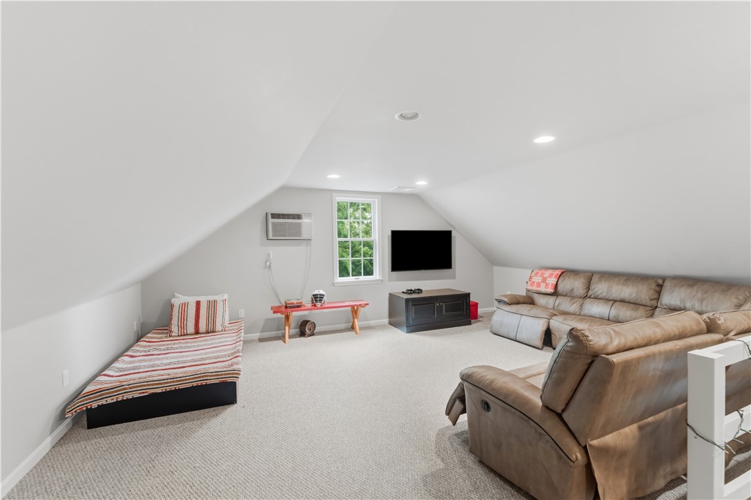 198 Poppasquash Road Bristol, RI 02809 - Photo 47 of 48