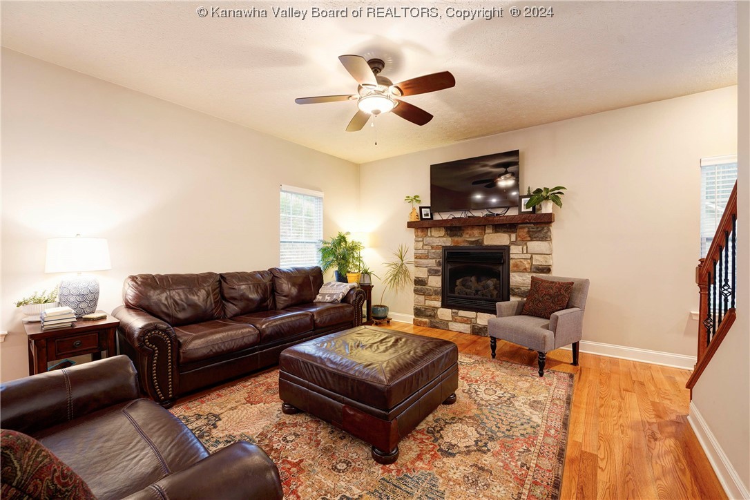 660 Beacon Street Winfield, WV 25213 - Photo 8 of 35 Gallery Image 8