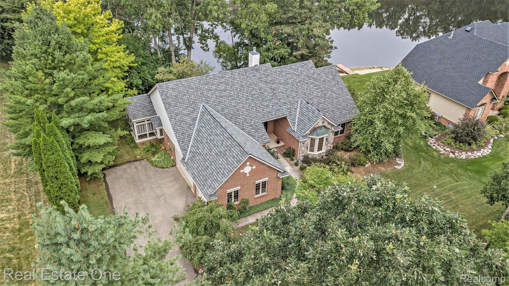21781 Garfield Road Northville, MI 48167 - Photo 2 of 43 AERIAL OF HOUSE