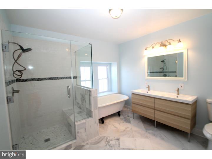 436 Roxborough Avenue Philadelphia, PA 19128 - Photo 22 of 25 Master Bathroom
