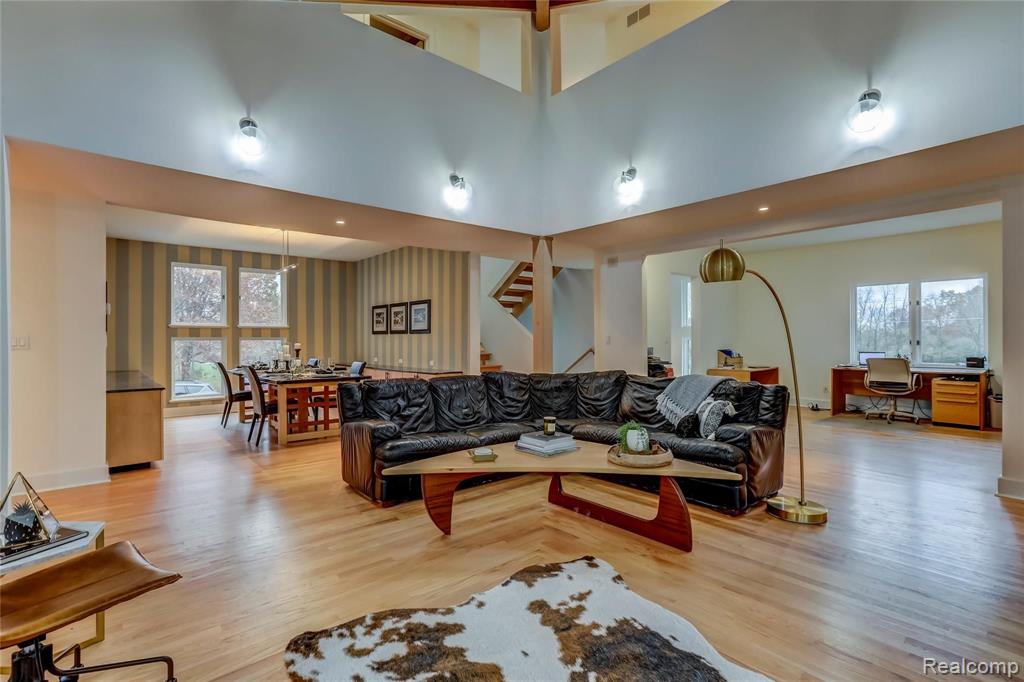 1287 North Kellogg Road Howell, MI 48843 - Photo 10 of 41